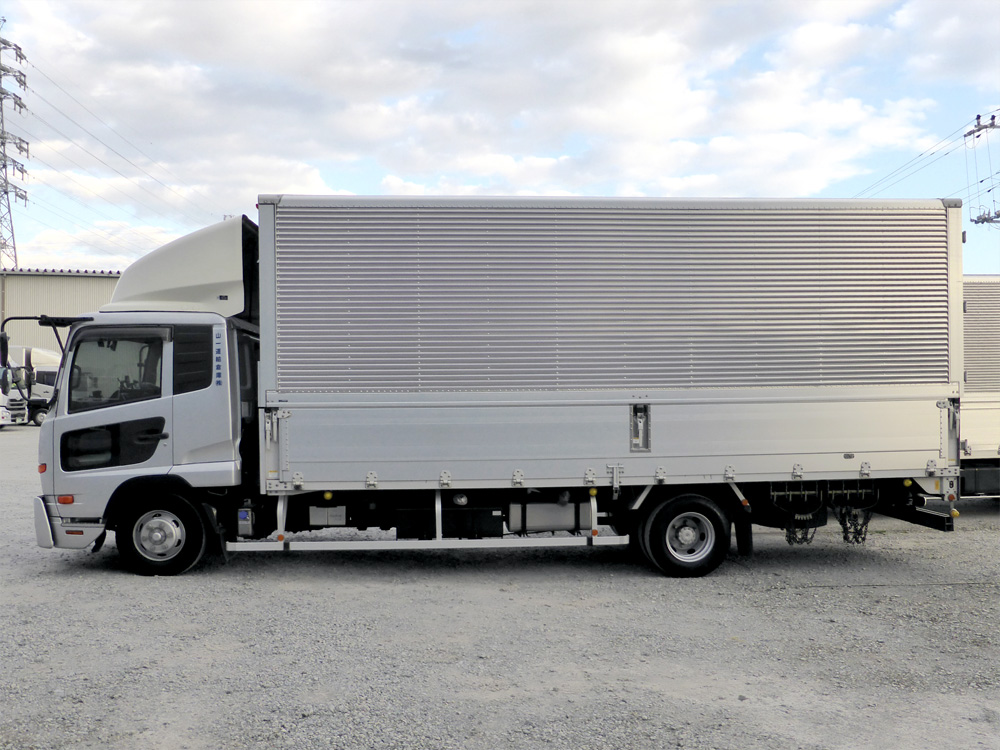 4トンウイング車