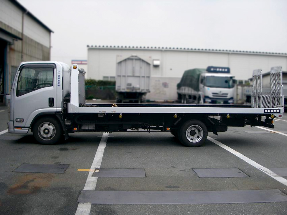 中型キャリアカー